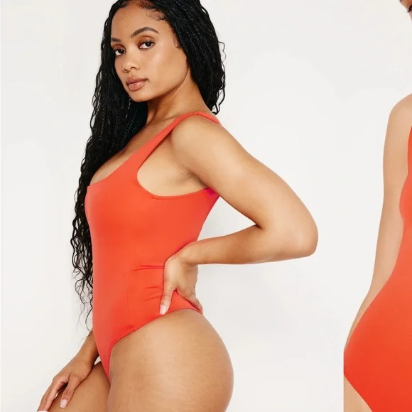 Good American bodysuit - Picture 8 of 10